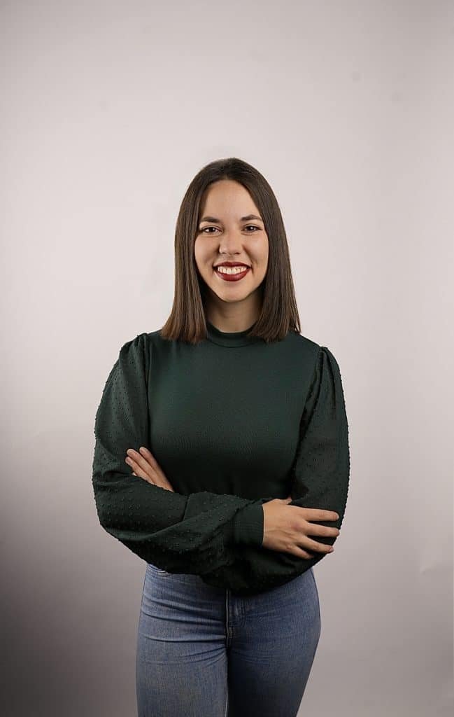 Professional headshot of Ana Llorente Pérez, Head of Content and video marketing expert